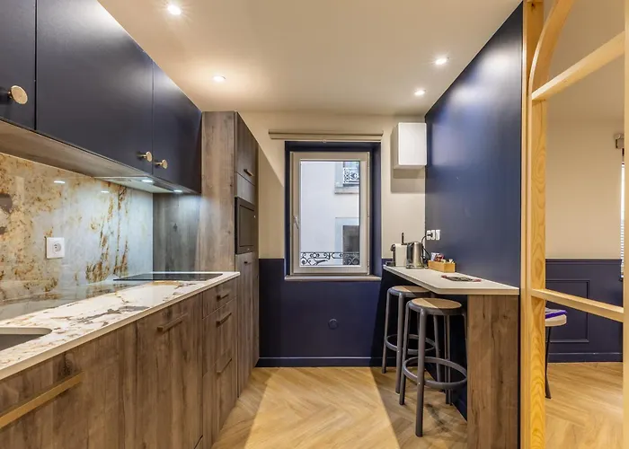 Chic & Spacieux Hyper-centre B アパート